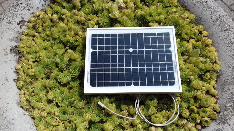 Caricabatterie solare 10W - Clicca l'immagine per chiudere